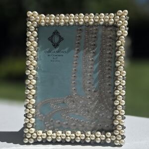 Gorgeous Pearl Beaded Photo Frame